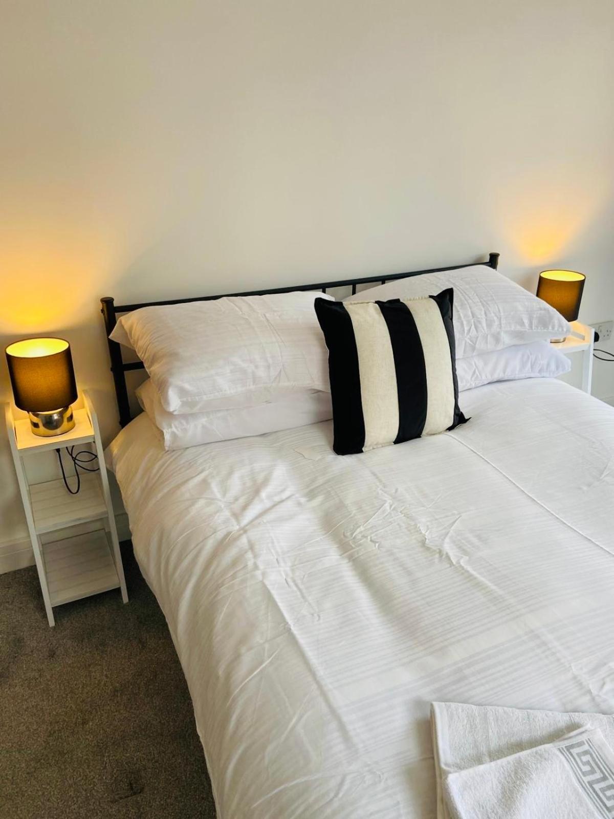 Modern Flat With Free Parking Close To Birmingham Centre Bagian luar foto