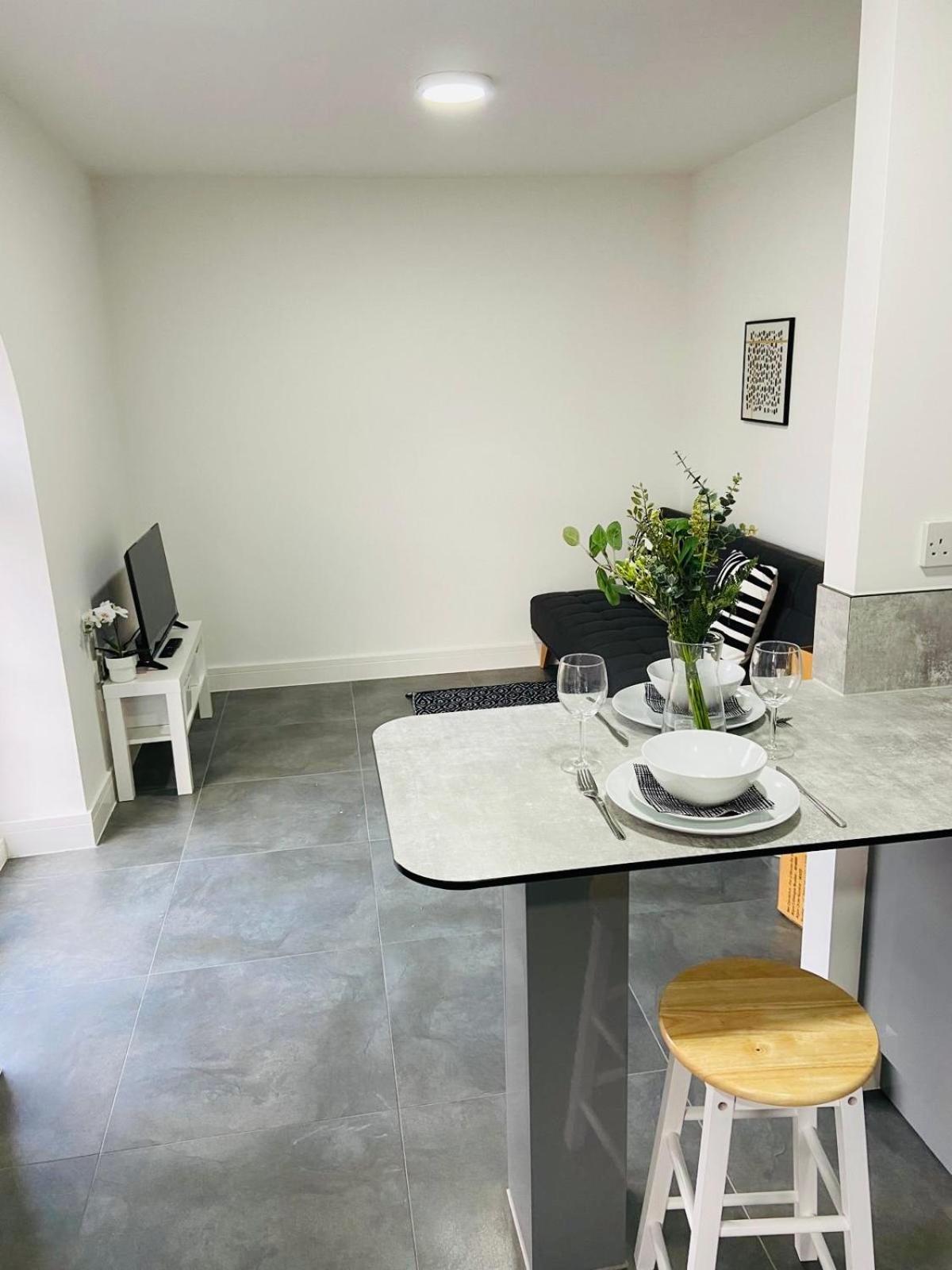Modern Flat With Free Parking Close To Birmingham Centre Bagian luar foto
