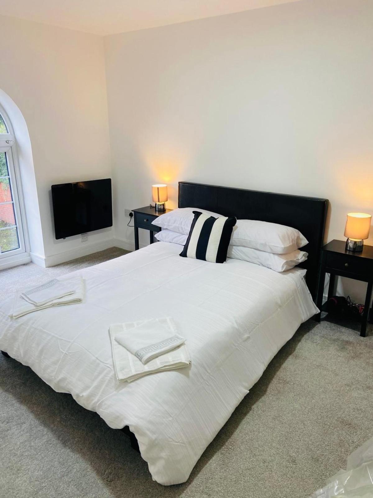 Modern Flat With Free Parking Close To Birmingham Centre Bagian luar foto